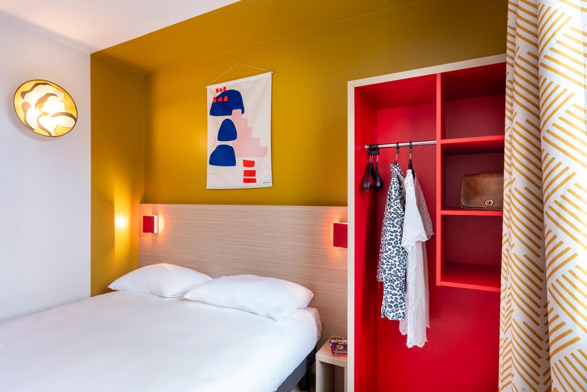 Ibis Styles Prevessin Geneve Aeroport Hotel Exterior photo