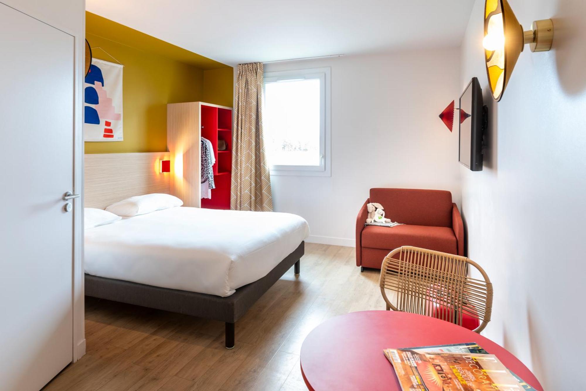 Ibis Styles Prevessin Geneve Aeroport Hotel Exterior photo