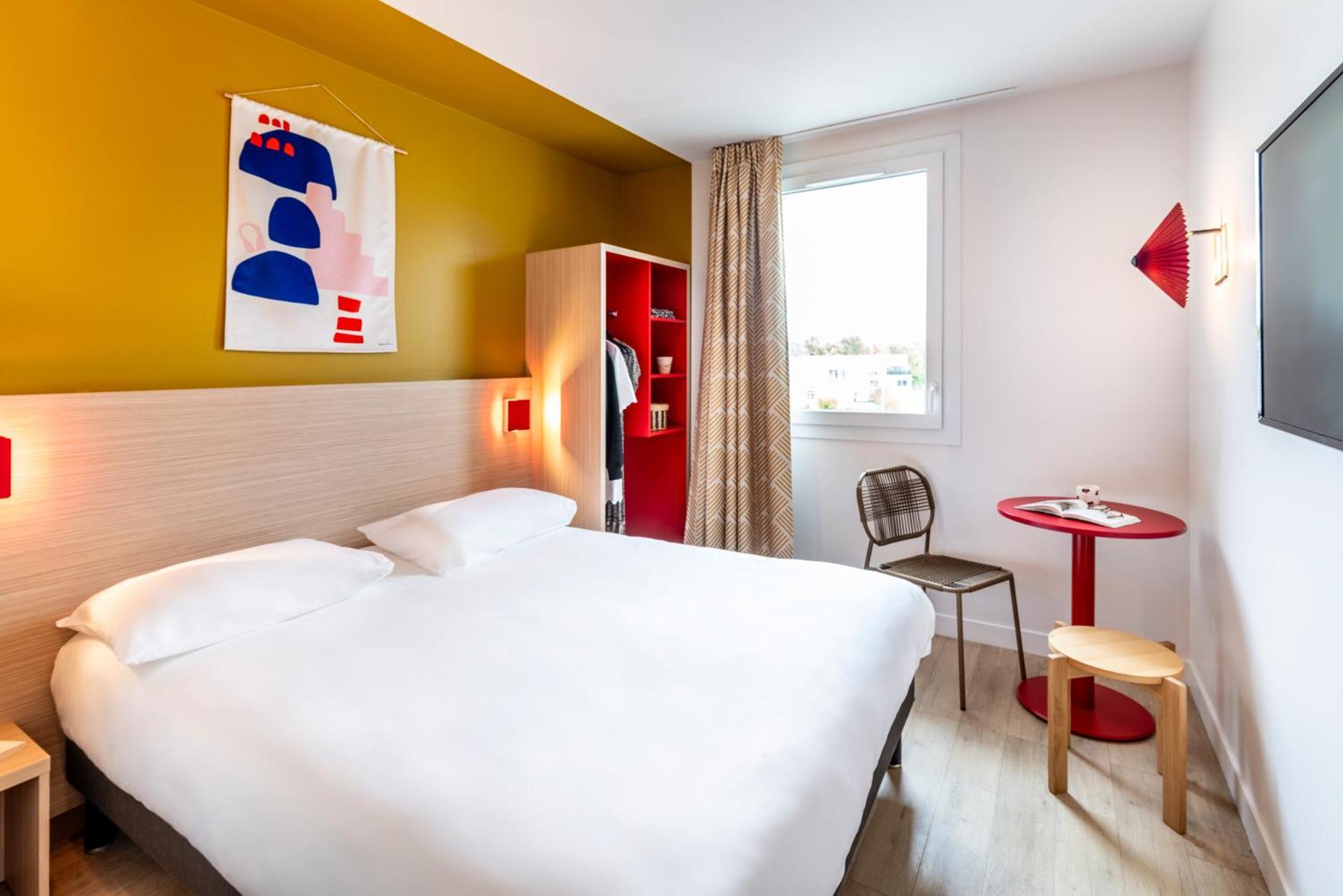 Ibis Styles Prevessin Geneve Aeroport Hotel Exterior photo