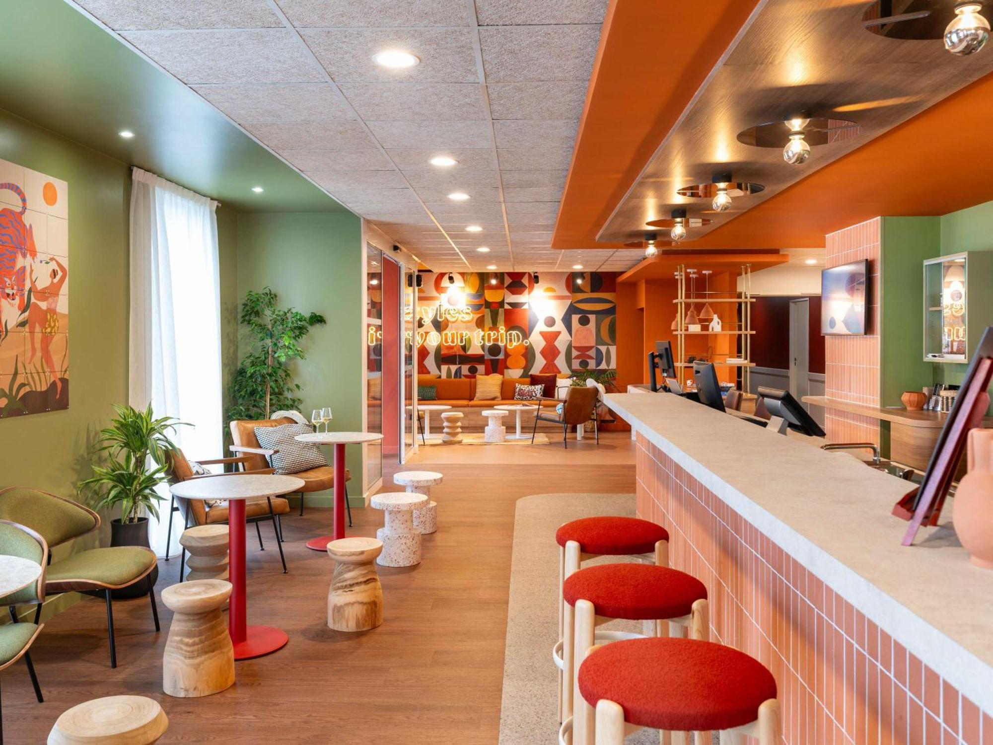Ibis Styles Prevessin Geneve Aeroport Hotel Exterior photo