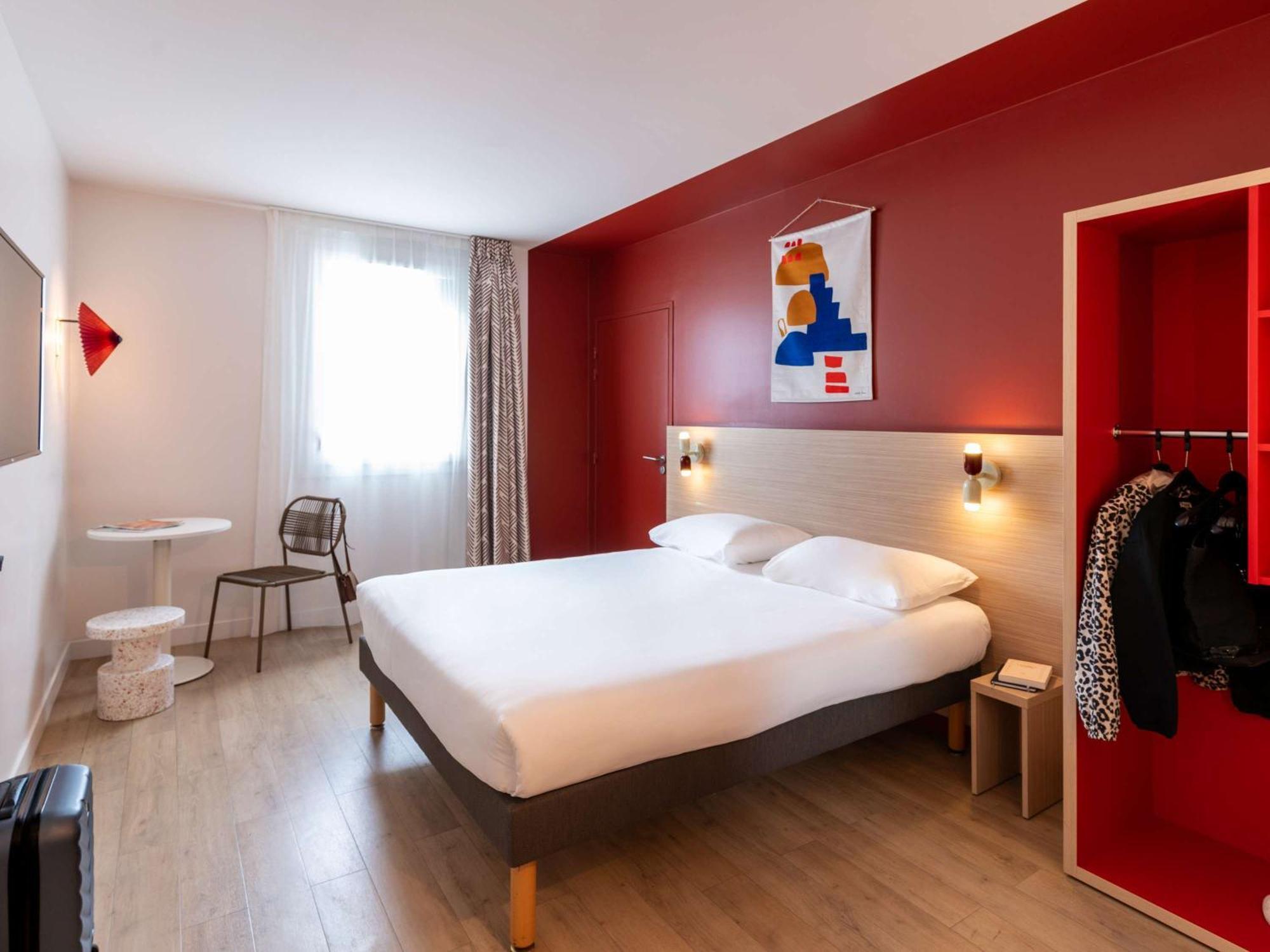 Ibis Styles Prevessin Geneve Aeroport Hotel Exterior photo
